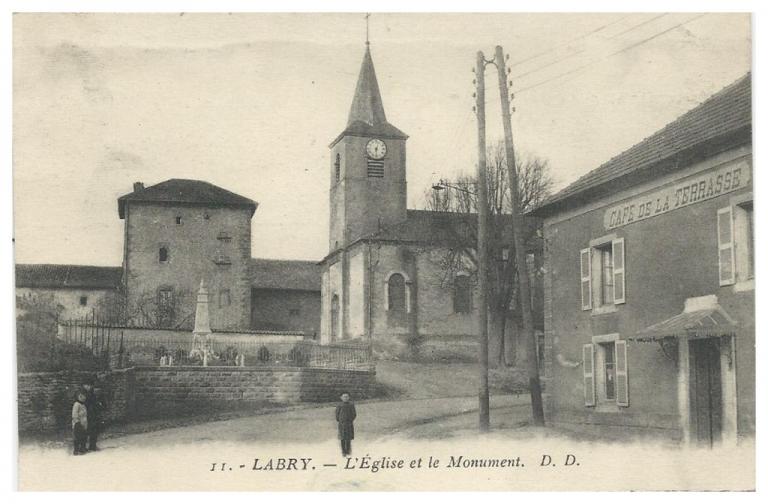 08-Eglise-Tour-Monument 