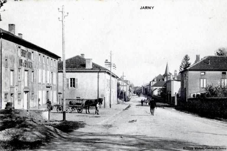 Vue depuis l'Avenue de la République