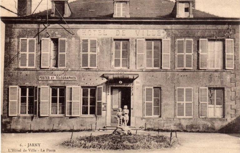 Hotel de ville-Mairie Poste