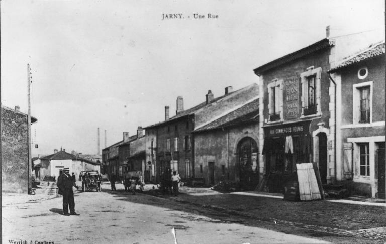 Vue rue Pasteur depuis Carrefour Eglise